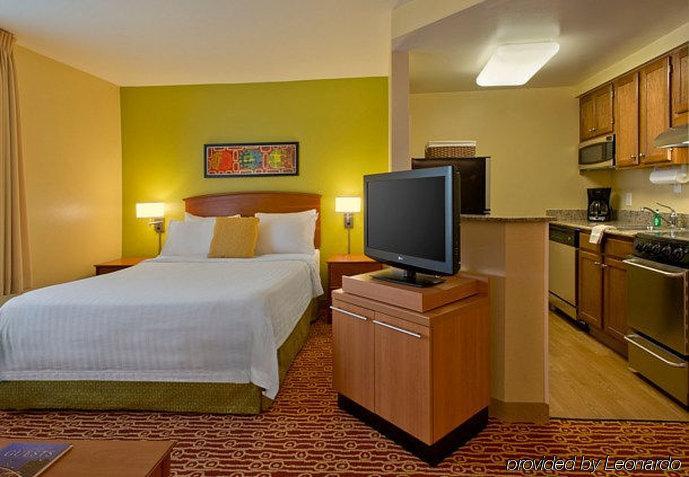 Towneplace Suites Columbus Airport Gahanna Exterior photo